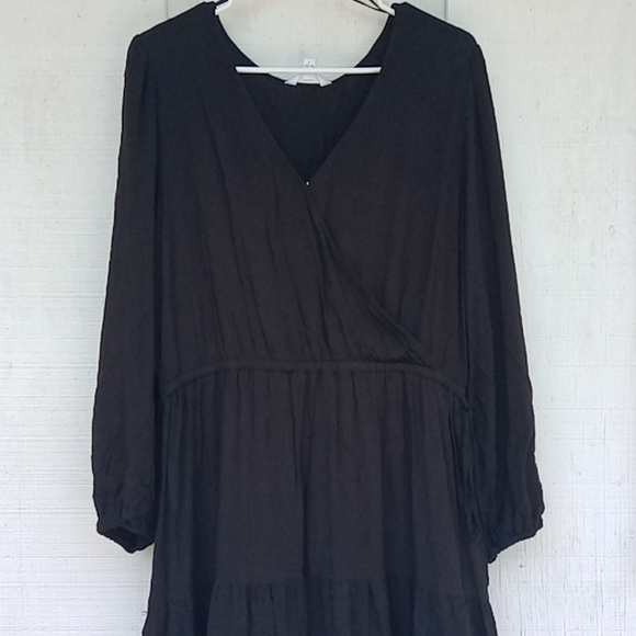 Time and Tru Dresses & Skirts - Time And Tru Black Nursing Dress